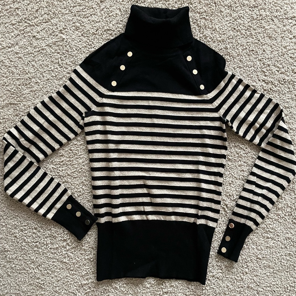 White House / Black Market turtleneck sweater